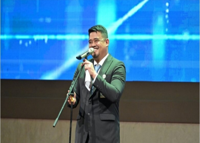 Bobby Nasution Pastikan Rumah Sakit di Sumut Layani Pasien Cukup dengan KTP